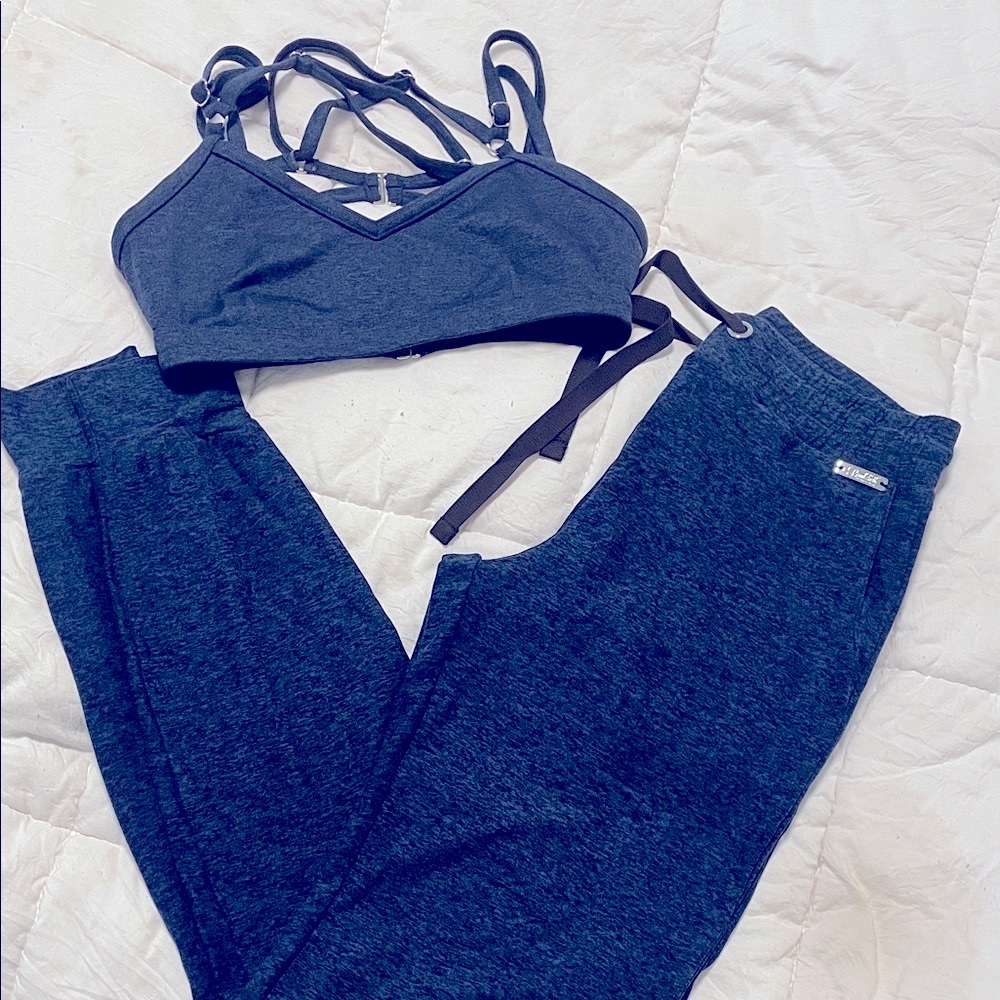 Bombshell Sportswear set